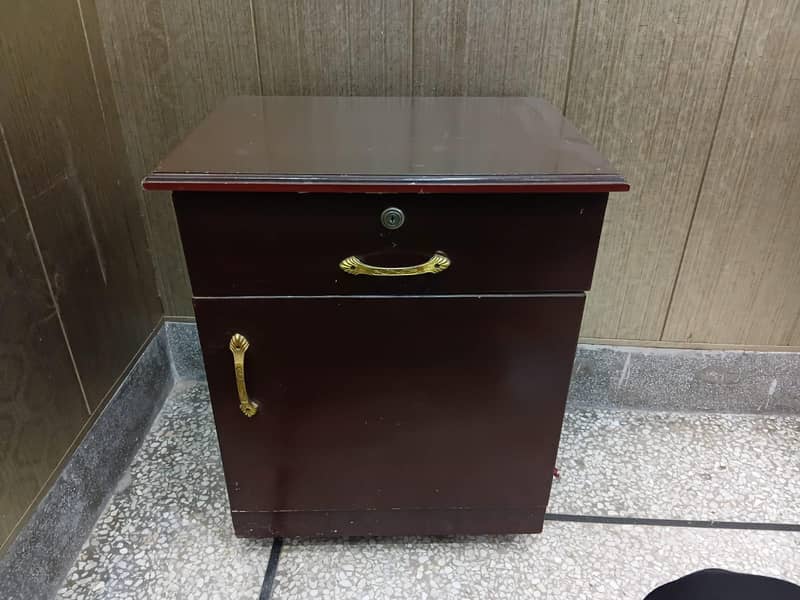 2 side table and dressing table 1