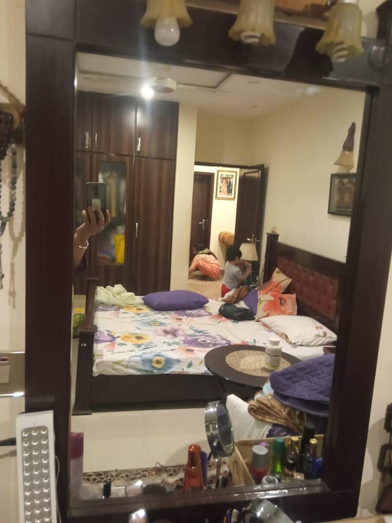 Bed completely set 0