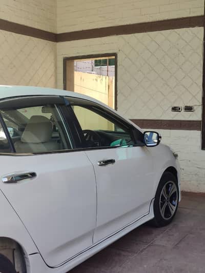 Honda City 2017 1.3 Manual – White – Neat & Clean Family Car