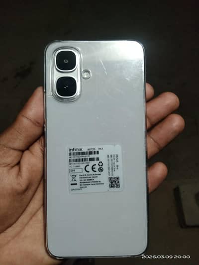 warranty 11month       condition 10/10.        with charge box.