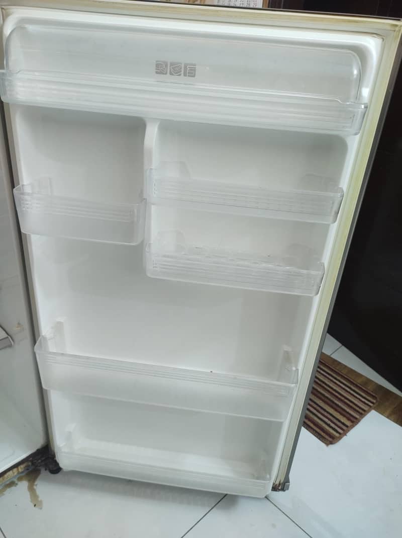 sharp refrigerator 8