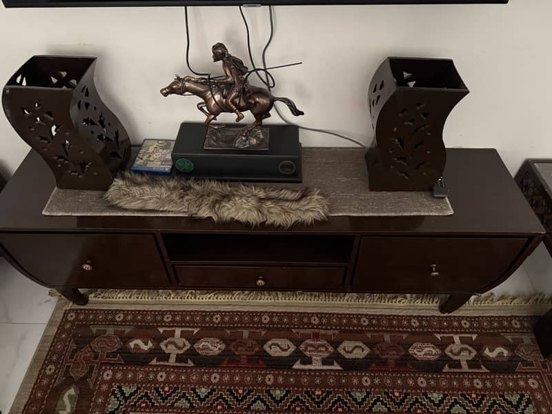 Console Table 0