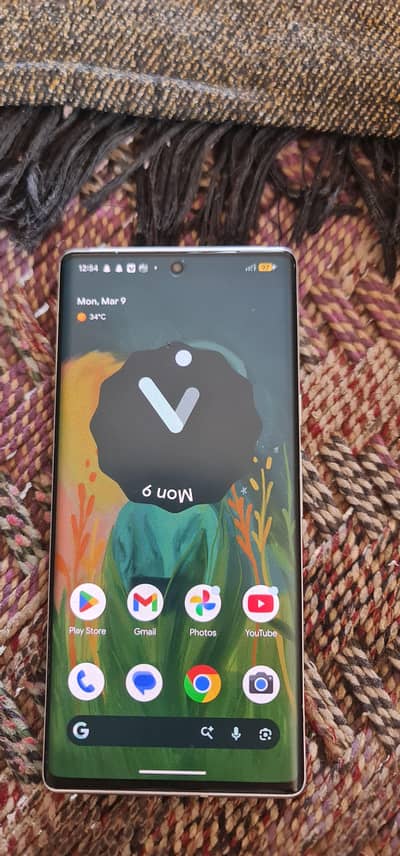 Google pixel 6 pro. . . 12/256 GB wala hai. . .