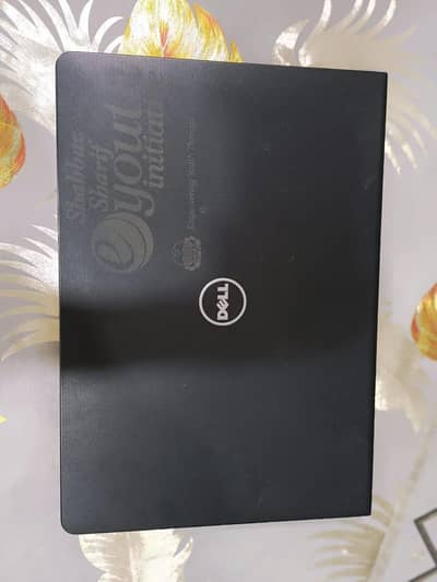 Dell Core i7 7th generation 8gb ram 500gb HHD