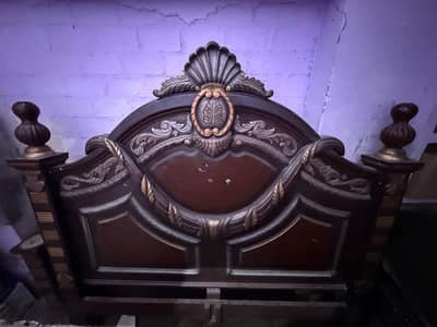 bed set with side table and dressing table