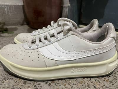 Service Cheetah Shoes