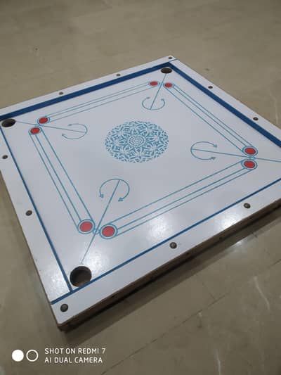 carrom board