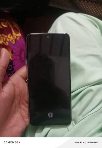 vivo y 100 8gb Ram 256gb memory w original charger with box