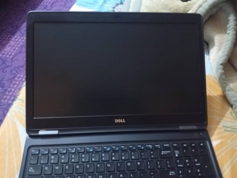 dell i7 e5550 0