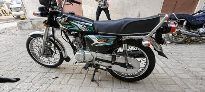 cg 125 krachi number