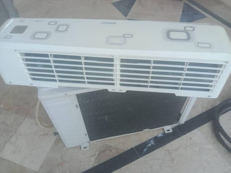 1.5 ton split Ac 1