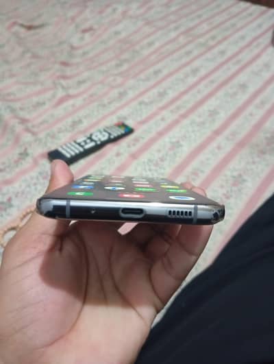 samsung s20 ultra  12.128