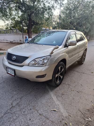 Toyota Harrier 2003 model 2006 import Full option 7 seeting capacity
