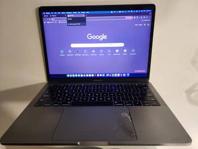 MacBook Pro 2016 - 8GB / 250 GB