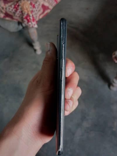 Urgent sale oppo A95 full box  8/128 Amolaid Display