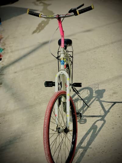 Streethawk kids Bicycle in Vite colour