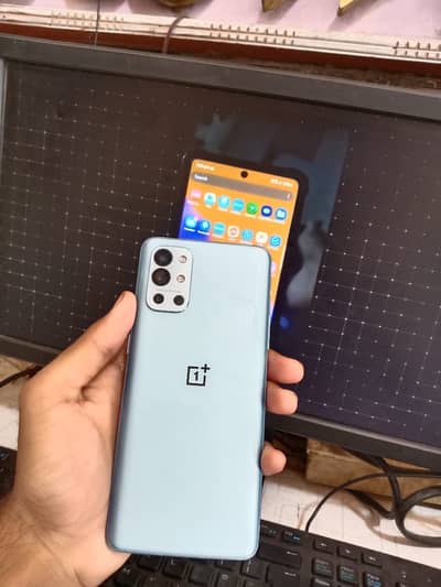Oneplus 9r waterpack dual pta Only sale urgent 03091148338 whatsapp