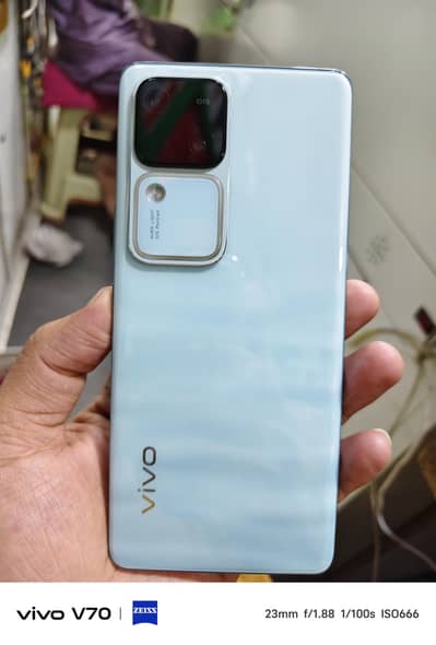 Vivo V30 5G (12GB RAM / 256GB Storage) Box & Charger – Good Condition