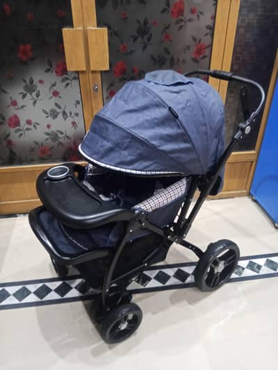 Branded baby pram for sale