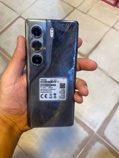 Tecno camon 40 pro