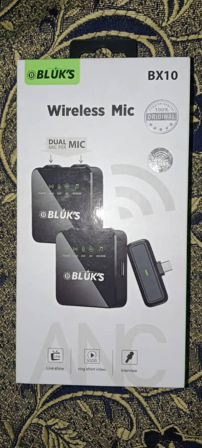 Bluk's BX10 Wireless Mic