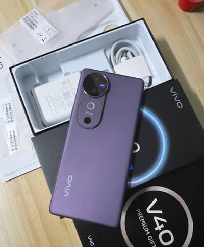 Vivo V40 5G PTA approved lush Condition WhatsApp 03201602758