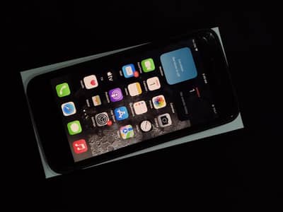 iPhone 8 Plus 256GB Non PTA 100% Battery Health No Fault