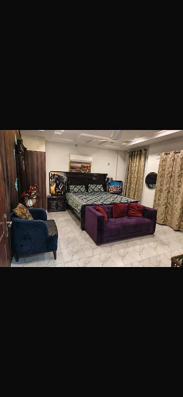 03333434117 whatsapp only Super Luxury appartment availabale for rent, short stay / per day/ weekly and monthly