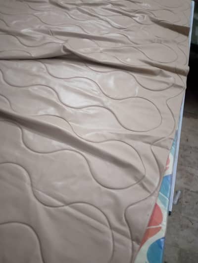 Surgical bed / patient bed