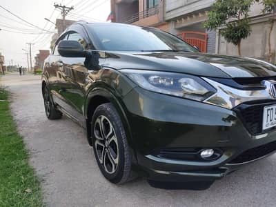 I am selling my Honda Vezel 2014/2017