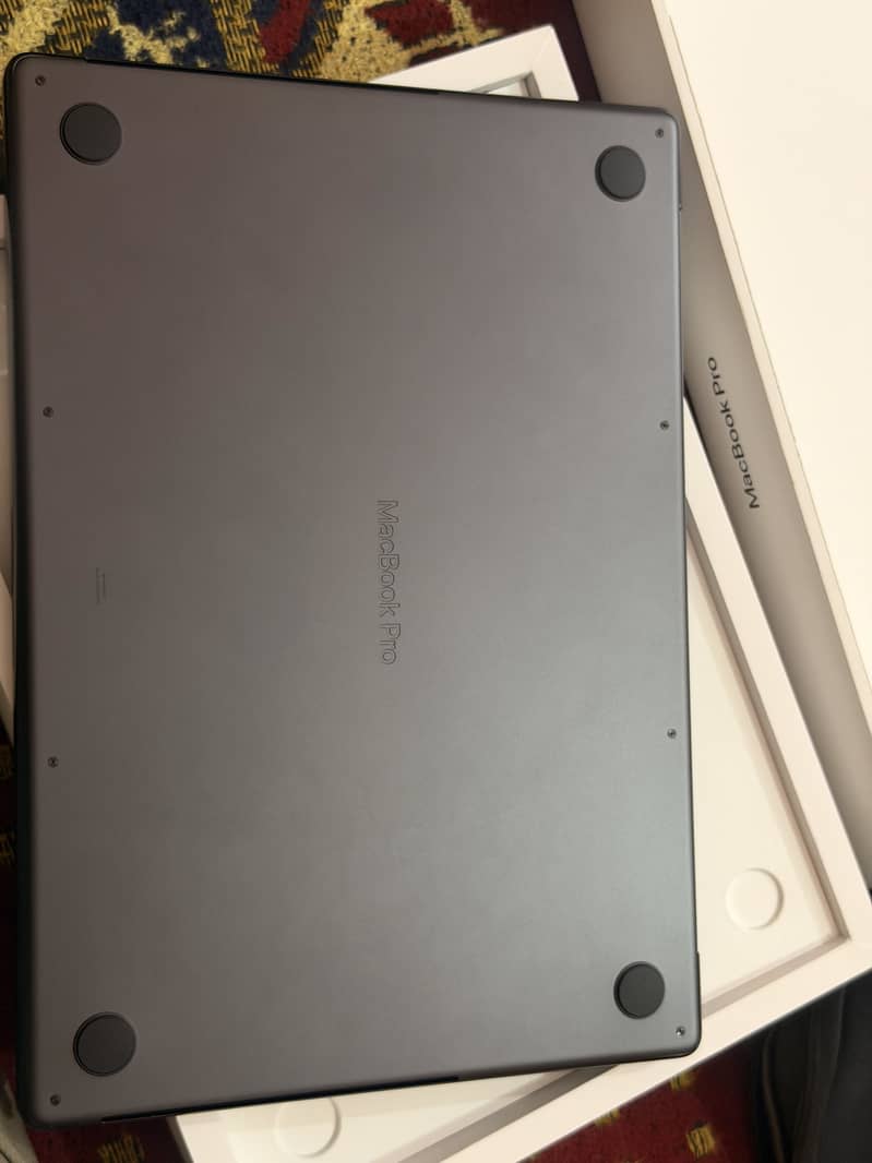MacBook M4 Pro 1
