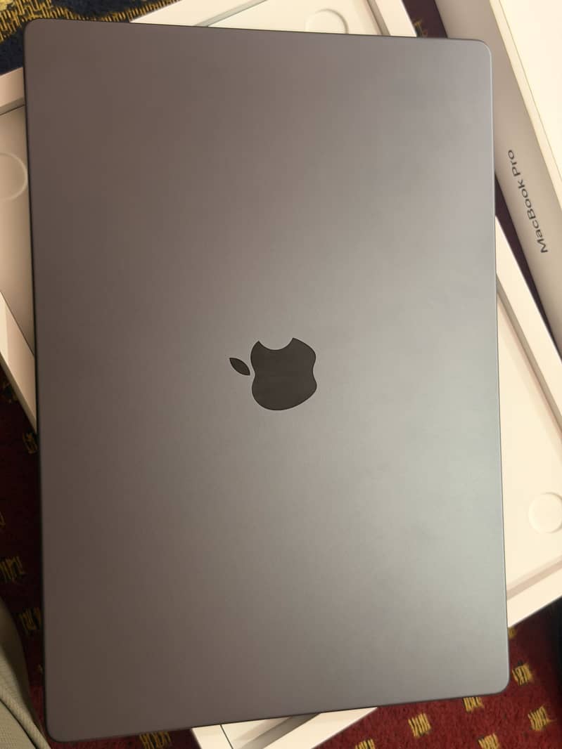MacBook M4 Pro 0