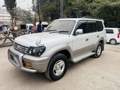 Toyota Prado 2001 Beige interior