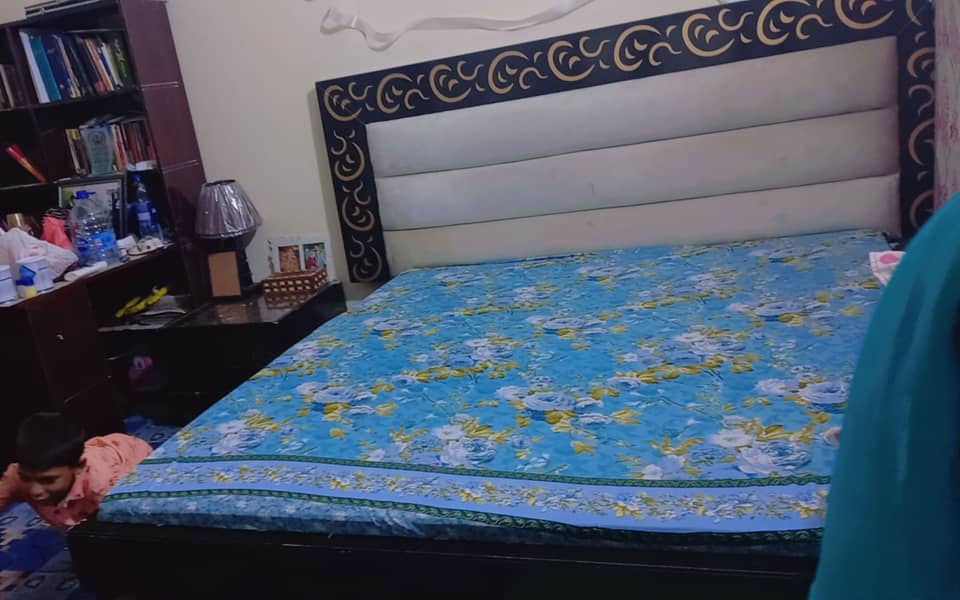 Wooden High glass king bed 1