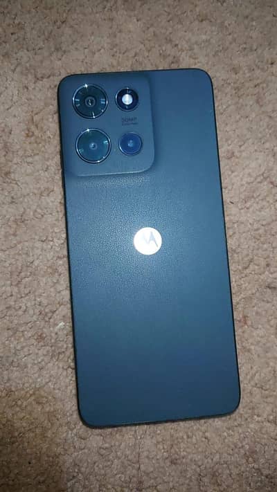 moto2025 4+2 gb ram 128 mamory