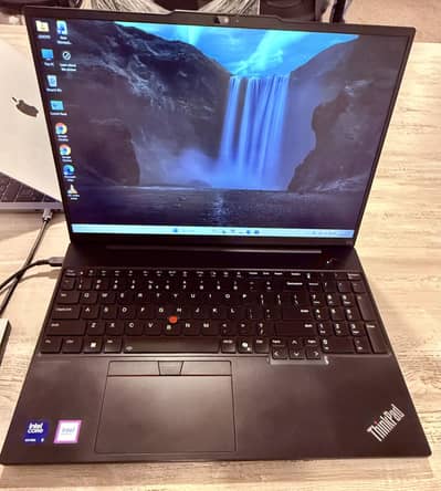 Lenovo ThinkPad Laptop – 10/10 Condition