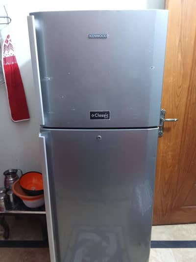 Kenwood medium sized fridge