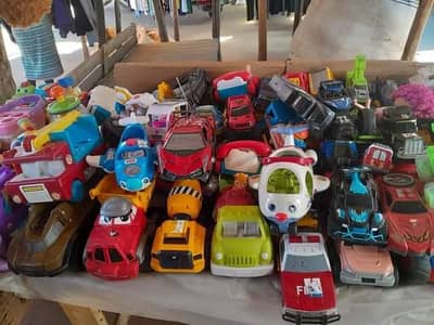 HARD TOYS ACTION FIGURES 1000KG