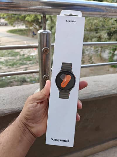 Box packed Samsung watch 7 40mm box packed sabzazar lhr