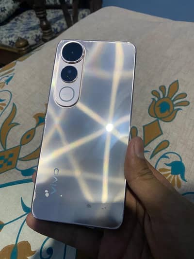 vivo V50 lite