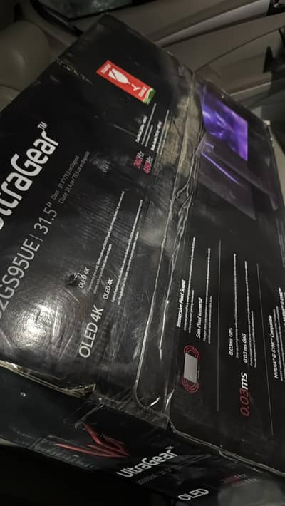 Lg ultragear oled 4k 240hz 32inch