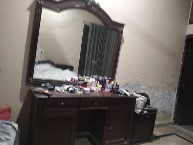 solid wood dressing table 0