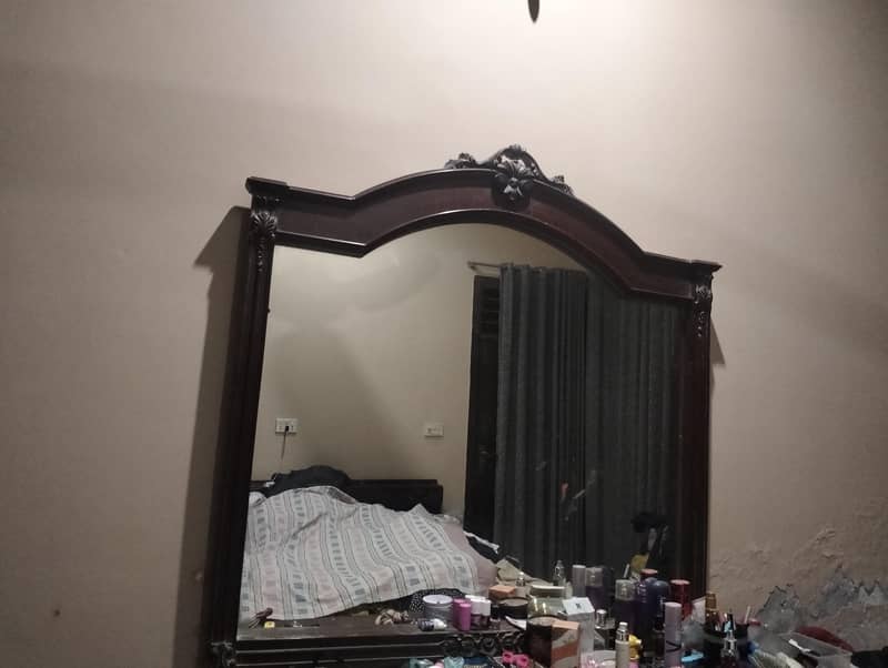 solid wood dressing table 1