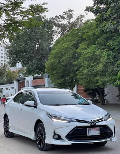 Toyota Altis Grande 2025