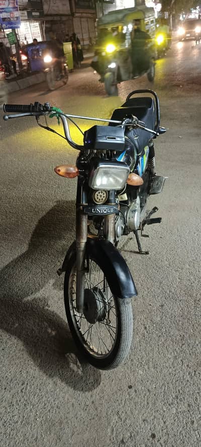 This bike is look like a new and this ride very smooth.