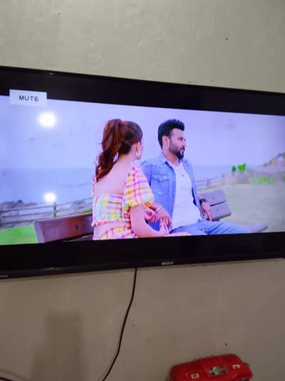 Simple LCD orient for sale no wifi.