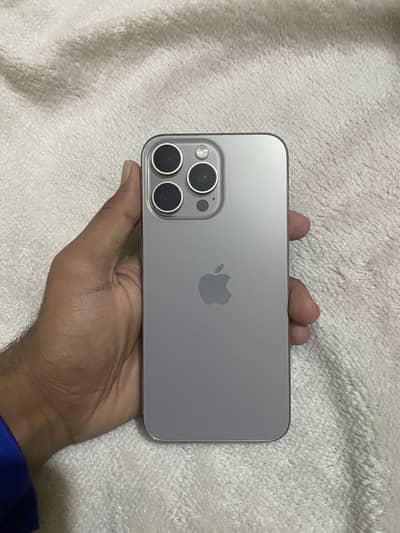 Iphone 15 pro max jv natural titanium 256 Gb with box