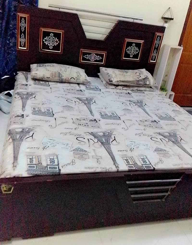 Double Size Bed 1