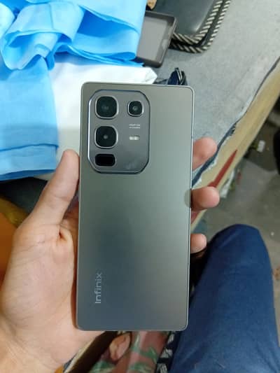 infinix note 50  8/256 3 months wranty remaining