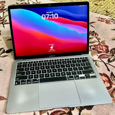 Apple Macbook Air M1( 2020) - 16 GB RAM- Excellent Condition